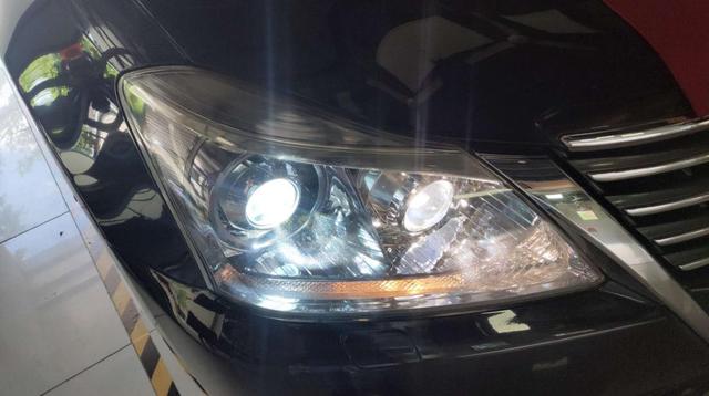 Efek pencahayaan bola lampu lampu LED